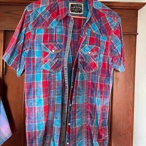 Buckle, Button down short sleeve. Great shape.